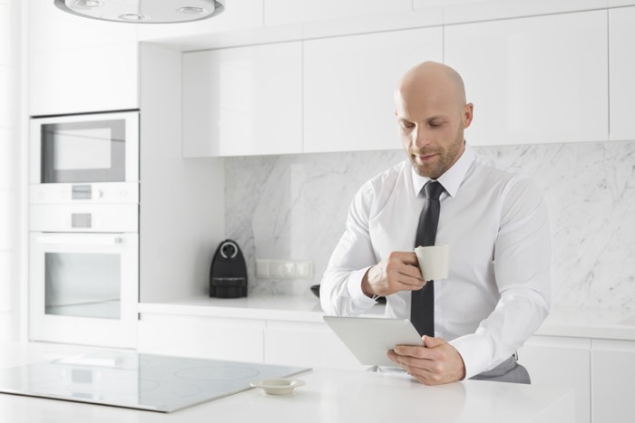 Kitchen-Man-Coffee-Tablet