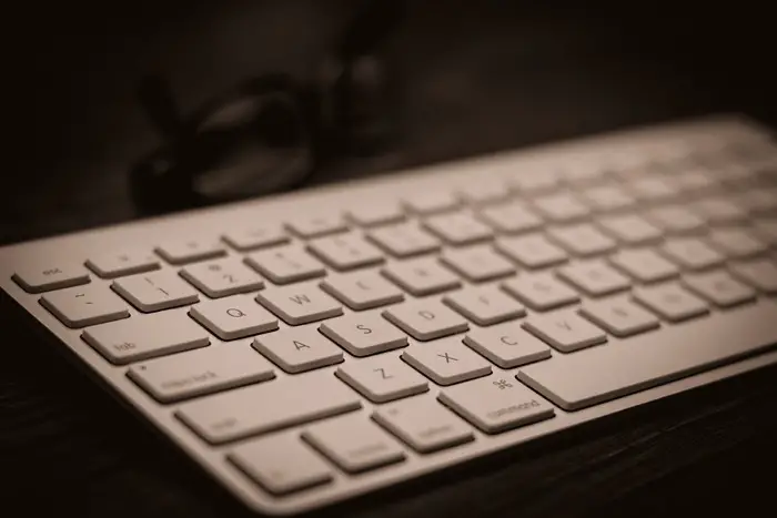7 Best Keyboard for Bloggers and Writers We Have Used So Far
