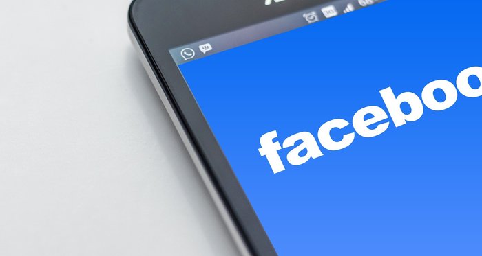 How to login to Facebook using your mobile number