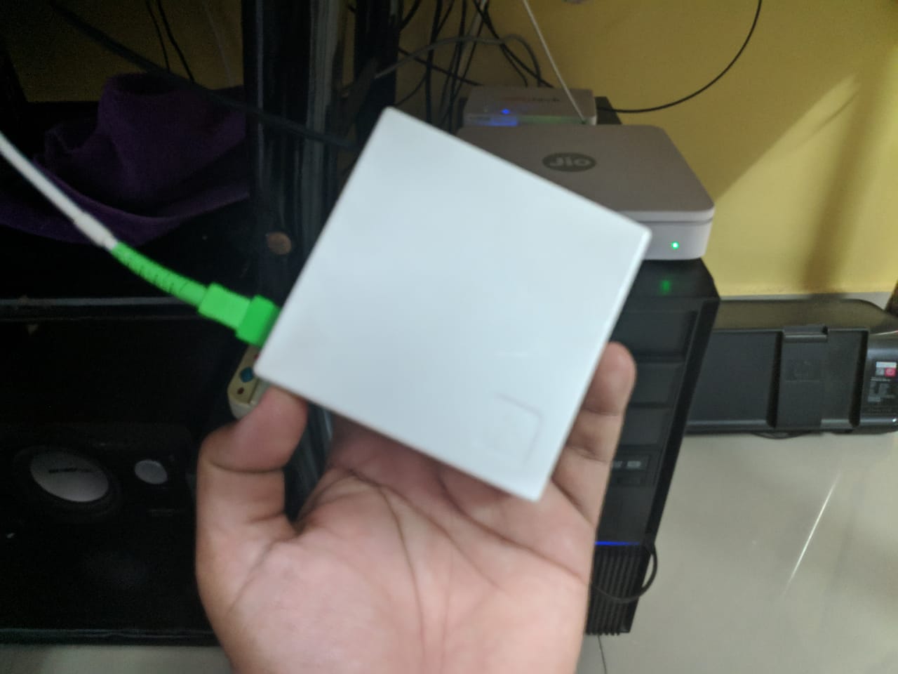 Jio Giga Fiber Switch Connector