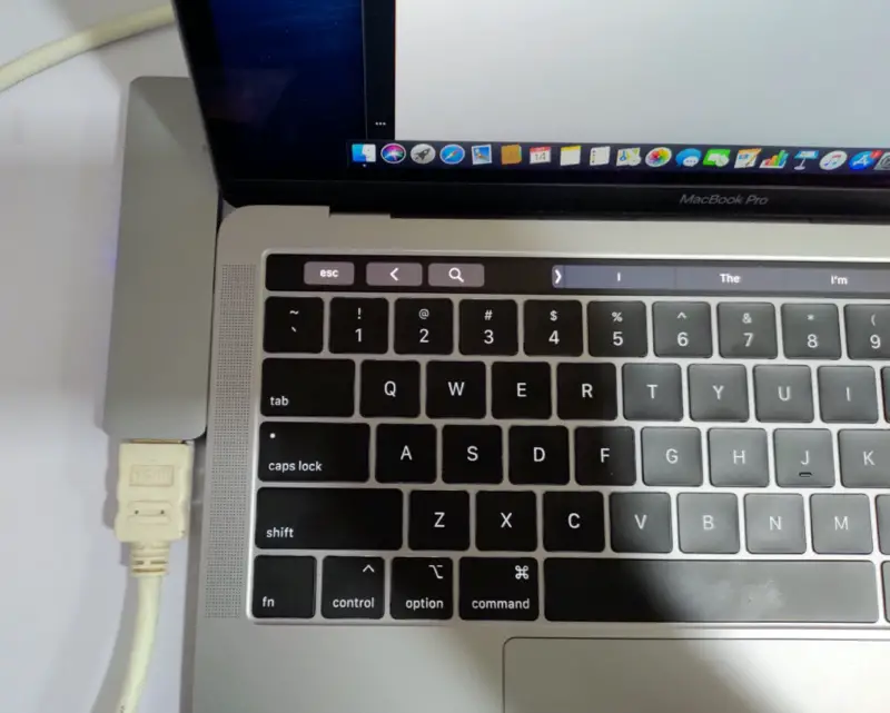 USB C Hub MacBook Snap – Flipped