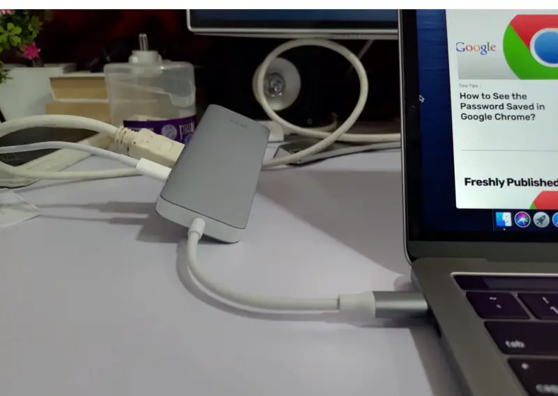 Wired USB C Hub MacBook Clean Desk