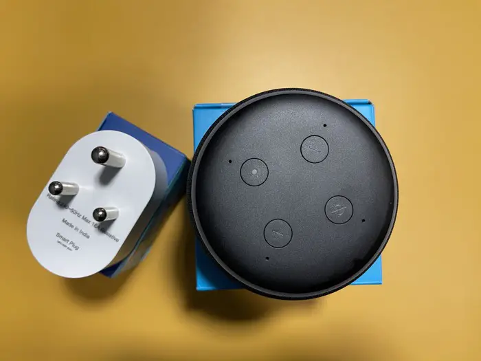 Amazon Echo Dot and Smart Plug Combo