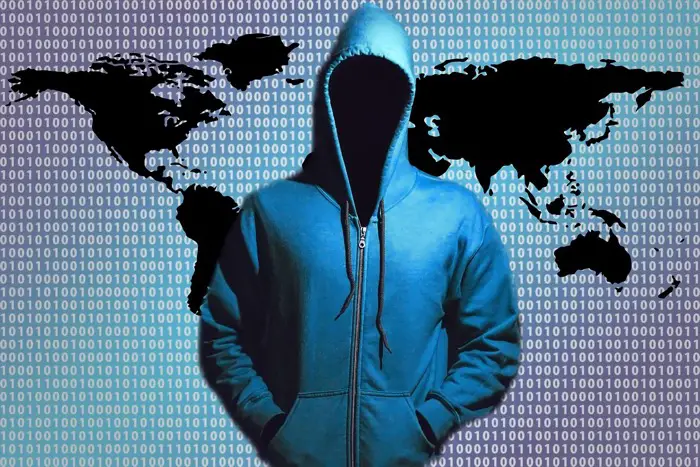 online-hacker-troll-scam