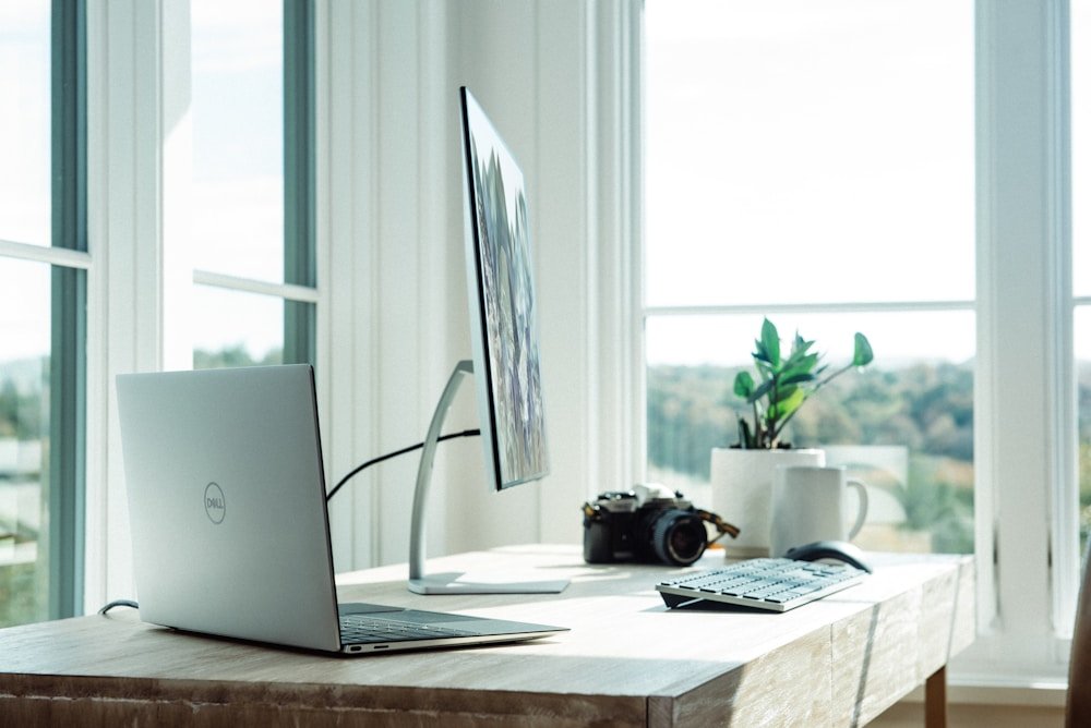 screen record windows hero — How to Record Your Screen on Windows 10 Without Any Software (Built-In Tools)