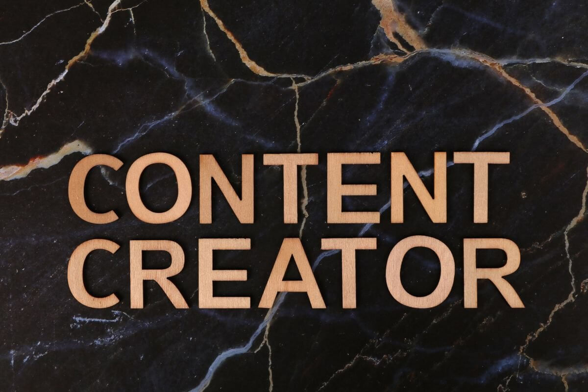 content creator, youtube, youtuber, vlogger, influencer, video, filming, camera, creator guide, instagram reels