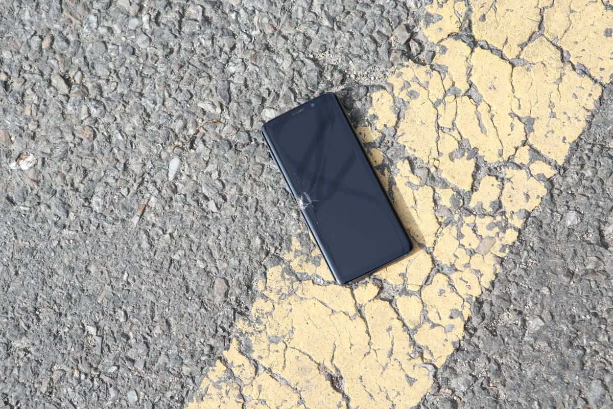 phone, smartphone, iphone, android, battery, screen, charging, storage, phone repair, fix phone