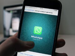whatsapp, messaging, chat, texting, social media, instagram, messenger, broadcast