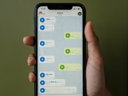 whatsapp, messaging, chat, texting, social media, instagram, messenger, broadcast